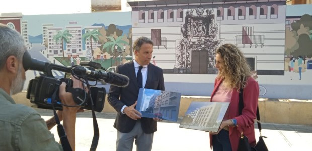 Fulgencio Gil anuncia la recuperación del proyecto de mejora de la plaza de San Vicente, que incluye la inversión de 6 millones para construir un nuevo edificio en el solar de la antigua comisaría